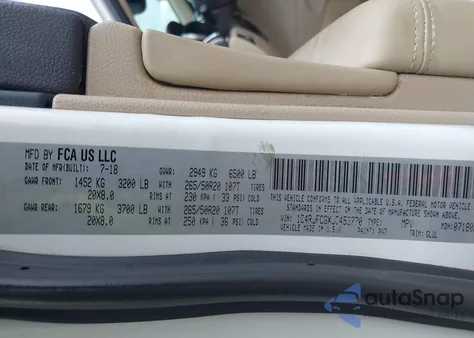 2018 Jeep Grand Cherokee Overland 4X4 z USA, uszkodzony, nr VIN 1C4RJFCGXJC453770